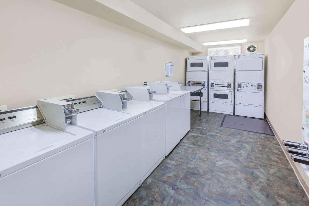 Woodspring Suites Ankeny Des Moines エクステリア 写真