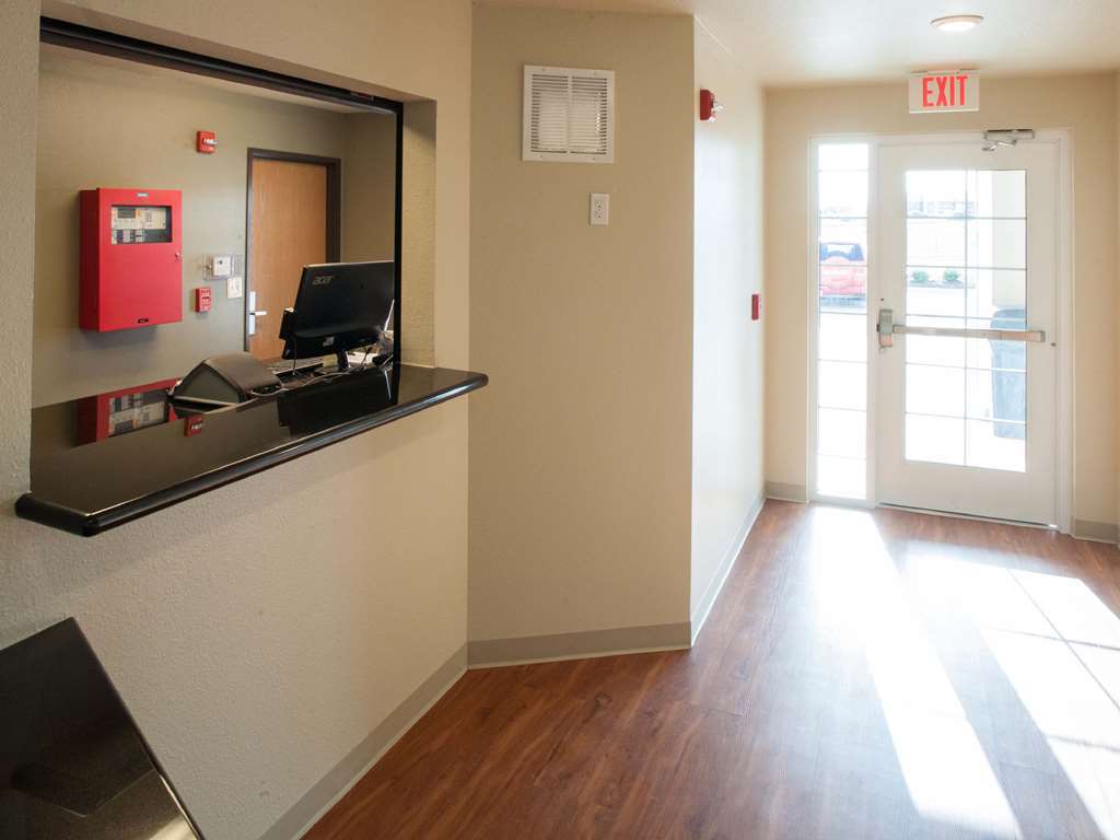 Woodspring Suites Ankeny Des Moines インテリア 写真